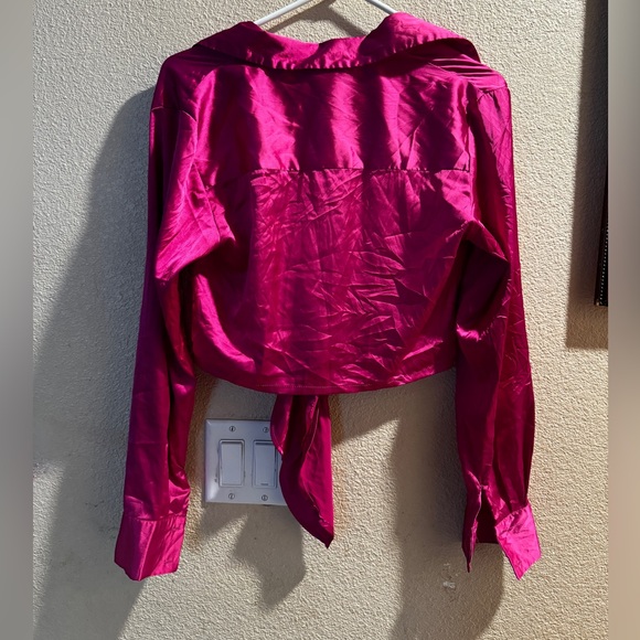 Top - Picture 2 of 4